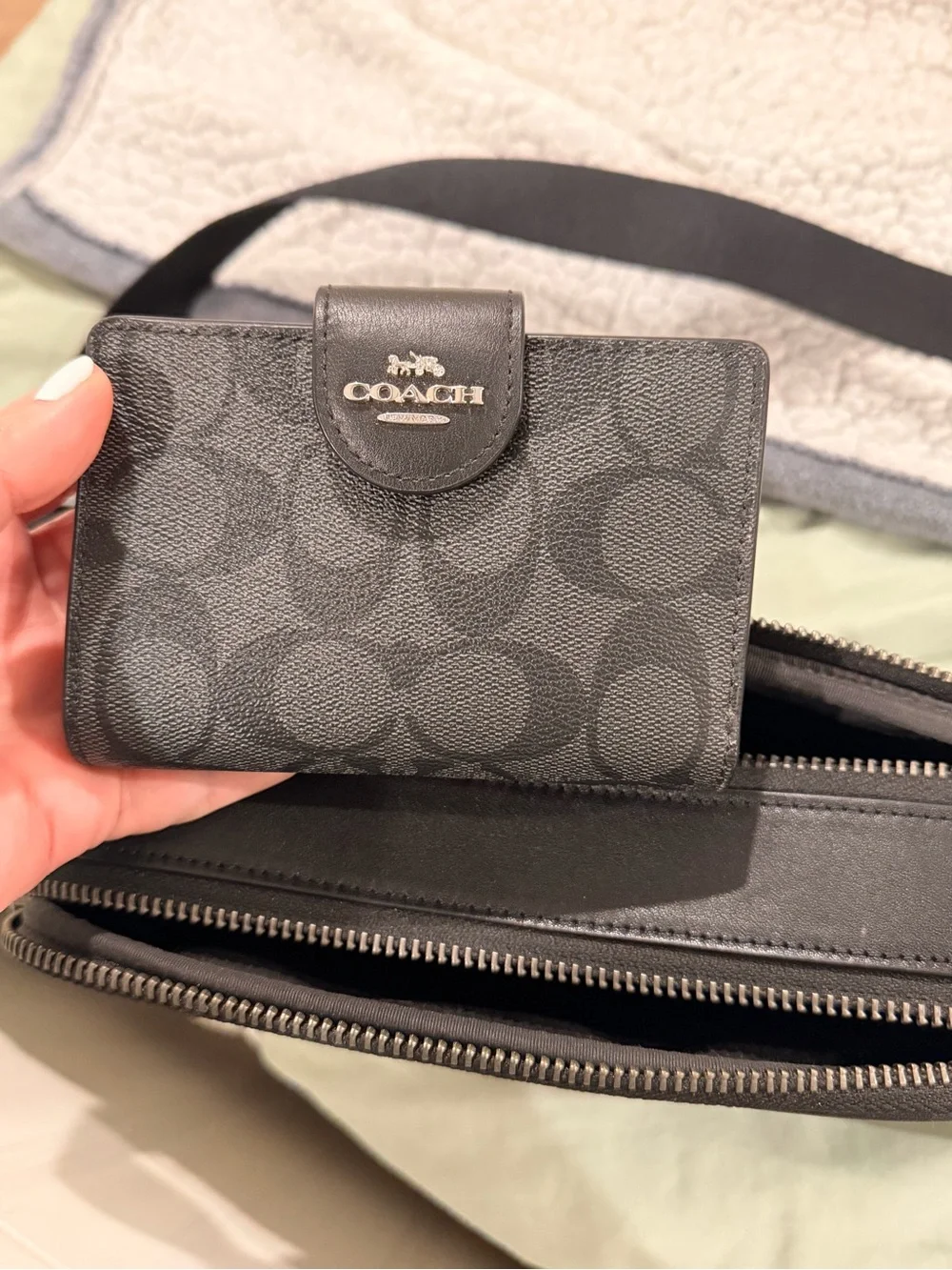 Coach men crossbody